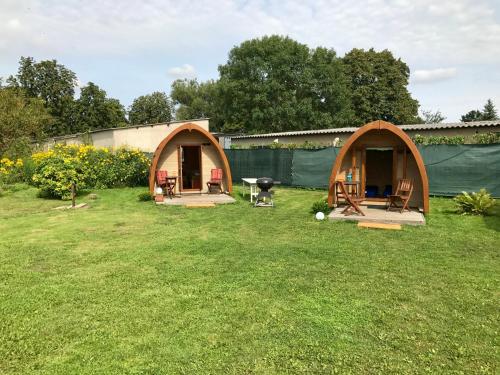 Viesnīcas āriene, Glampingpod in Düvier
