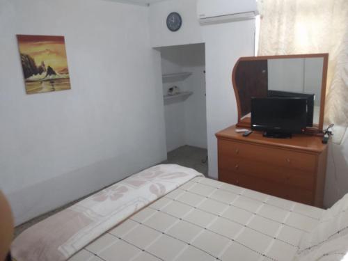 睡床, Habitación para una persona (Habitacion para una persona) in 波多拉克魯茲