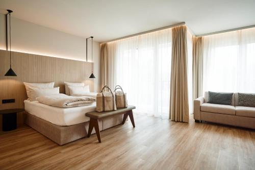 Nouri in บาด โครซิงเงน