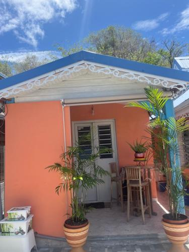 Studio 1 pièce avec salle de bain et kitchenette - Location saisonnière - Rivière-Salée