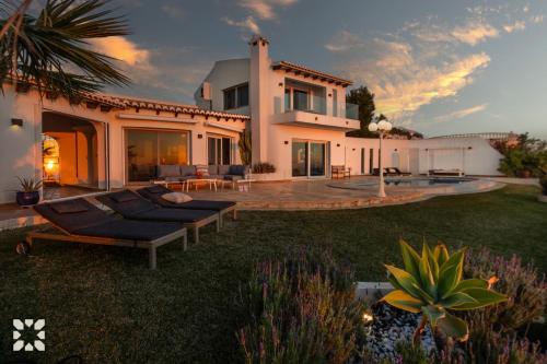 Villa Lighthouse by Abahana Villas gîte à louer Lleus