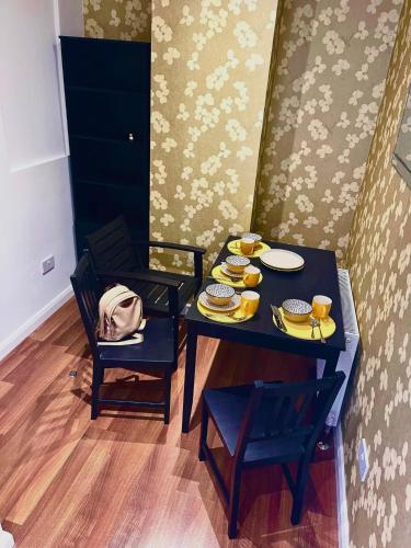 Létesítmények, Entire YellowApt near Belfast City Centre - Free parking - Up to 4 guests - 3 beds - Self check in in Ballymacarrett