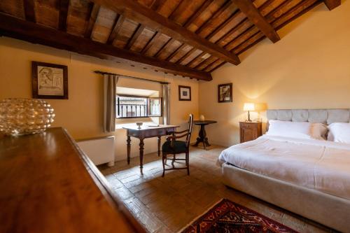 Palazzo Viviani - Castello di Montegridolfo