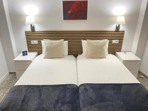  Apartamento Padrón Centro P1 by UR in Padrón