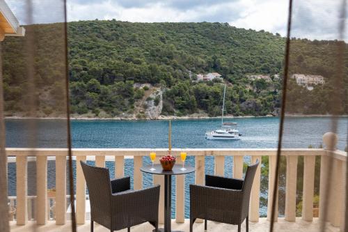 Lučica, Luxury Rooms By the Sea 4