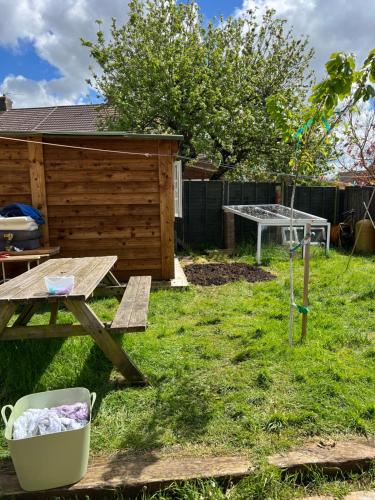 Nikolay house in Yate