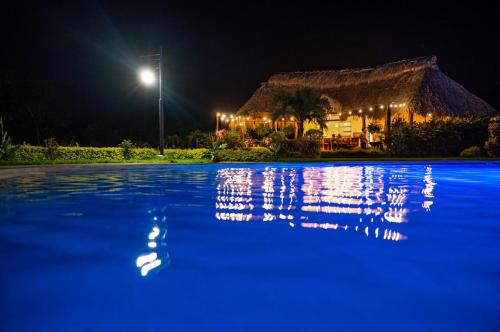 Restoran, Hotel Boutique Victoria in Moyogalpa