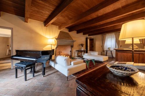 Palazzo Viviani - Castello di Montegridolfo