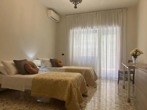 Luxury apartment San Giovanni, Roma (foto 3)