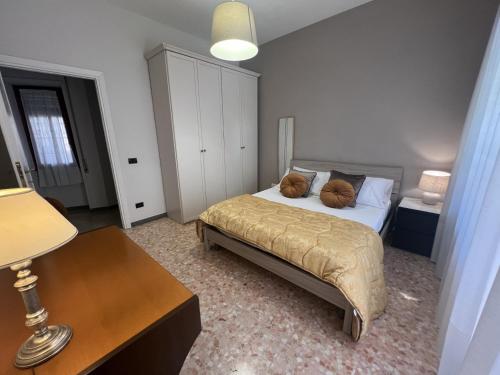 Luxury apartment San Giovanni, Roma (foto 4)