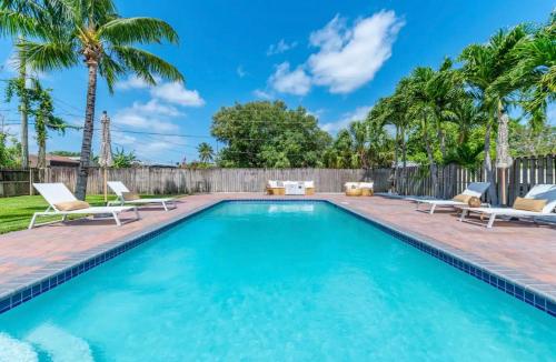 Backyard Oasis 5 minutes From Hard Rock Casino in Fort Lauderdale, USA
