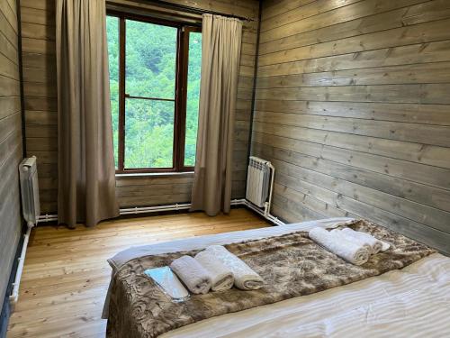 2 double beds