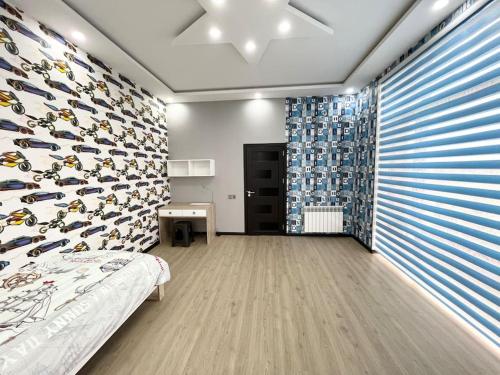 Villa with a pool & close to the sea in Bilgah