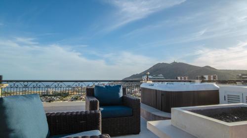 Quivira Golf Course 2 BD PentHouse, Ocean View Quivira Golf Course 2 BD PentHouse, Ocean View