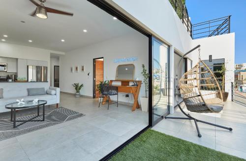 Exclusive Pedregal Condo Pool & Jacuzzi in Cabo San Lucas, Mexico