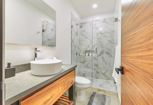 Exclusive Pedregal Condo Pool & Jacuzzi in Cabo San Lucas, Mexico