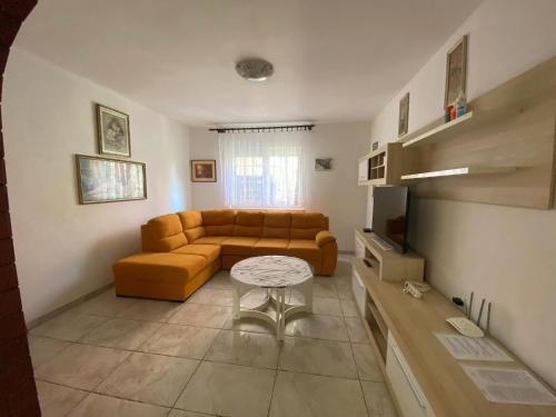 One-Bedroom Apartment with Terrace room in Apartments and rooms with parking space Rovinj - 23148