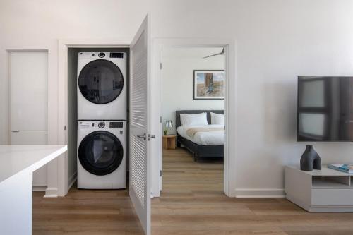 1 Bedroom Luxury Ariva Apartment