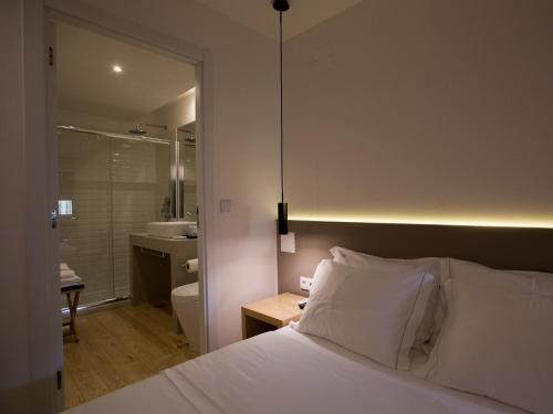 The 8 - Downtown Suites, Lisbon (photo 4)