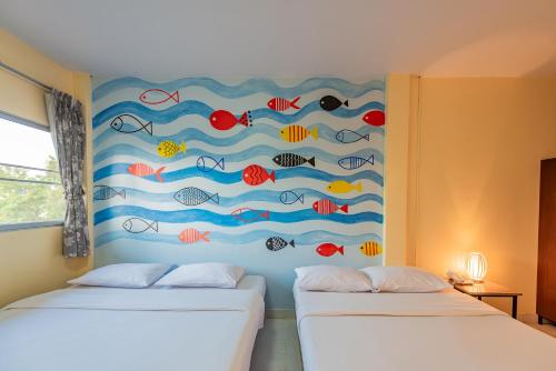 room detail thumbnail 1