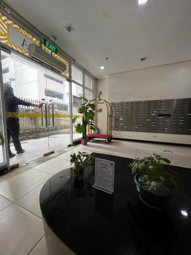 Lobby, Suntrust Parkview near Museo Filipino Intramuros