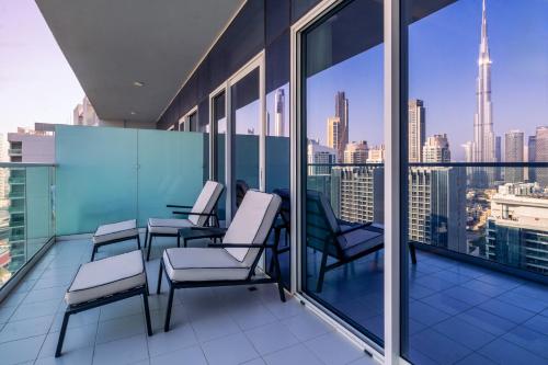 Chic Apartment full burj Khalifa View - image 14
