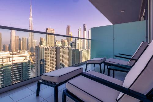 Chic Apartment full burj Khalifa View - image 9