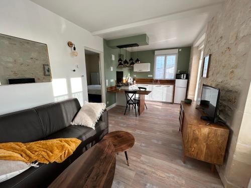 T2 rénové proche des arènes (T2 renove proche des arenes) in 聖特斯