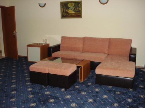 Kovanlika Hotel - image 10