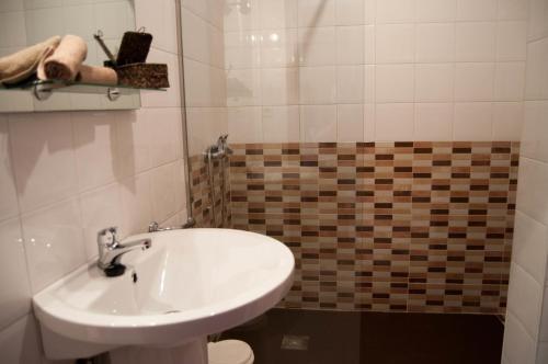Hostal La Frontera - image 14