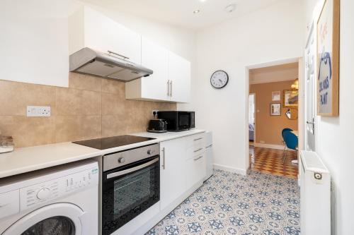 Charming Kings road Charming Kings road