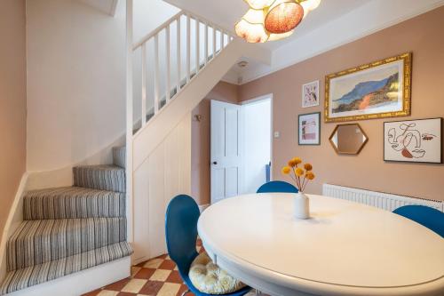 Charming Kings road Charming Kings road