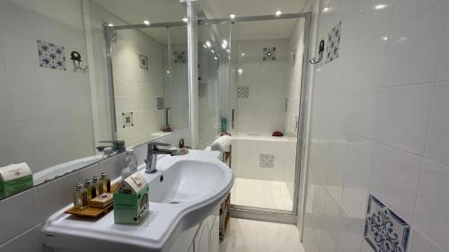 Large 2-Room Apartment Cannes - Wifi, Air Conditioning