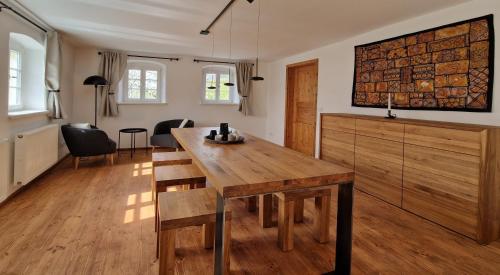 Létesítmények, Winzerglück (Winzergluck) in Weinbohla