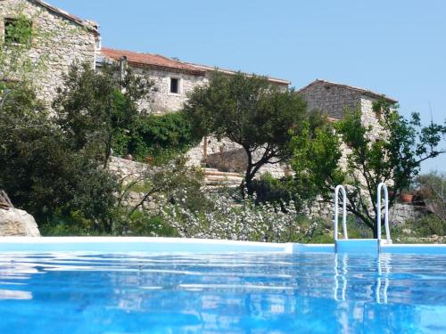 Skats, Gîtes du Mas Champion - Piscine, Soleil, Nature & Calme - groupes (Gites du Mas Champion - Piscine, Soleil, Nature & Calme - groupes) in Saint-Just-et-Vacquieres