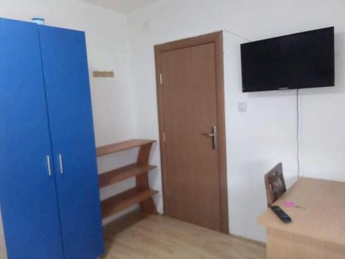 STRICT City CENTER in Stip