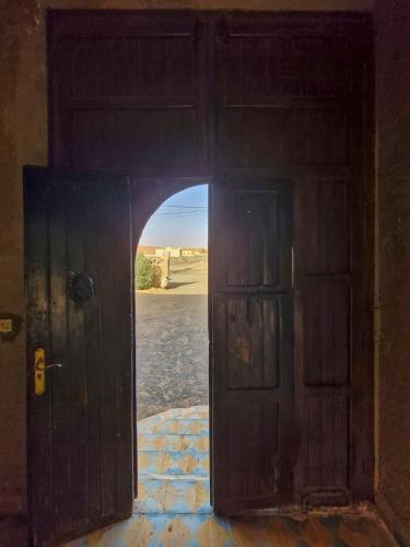 Riad Akour in คซาร์ ทานามุสเต