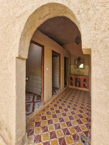 Riad Akour in คซาร์ ทานามุสเต