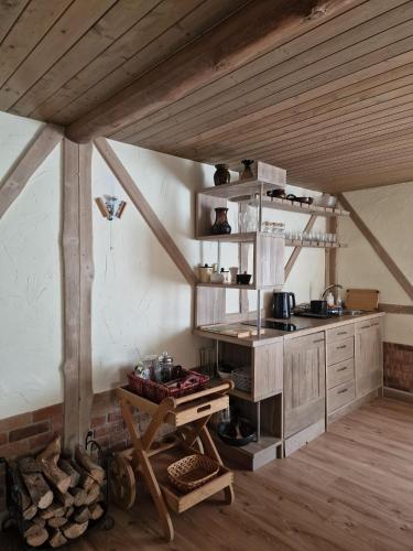 Patogumai, Villa Oši (Villa Osi) in Ruoja