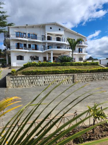 MANGORO HOTEl in Andasibe