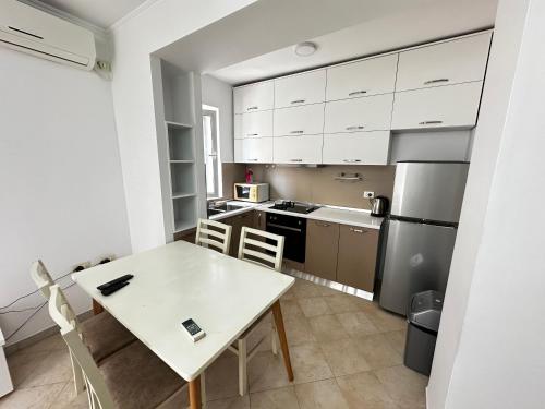 Drions Apartment. 3 Bedroom, Tirana (photo 10)