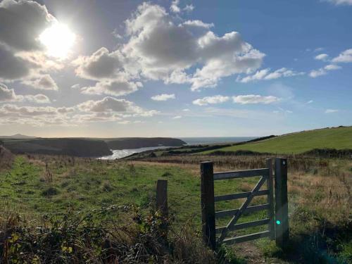 Cuddfan Fach - Pembrokeshire Stunning Barn near the Coastal Path