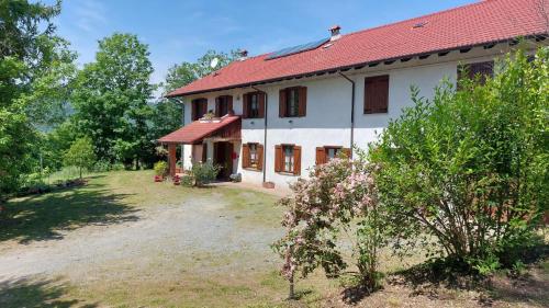 A szálláshely kívülről, Cascina della Chiesa in Acqui Terme