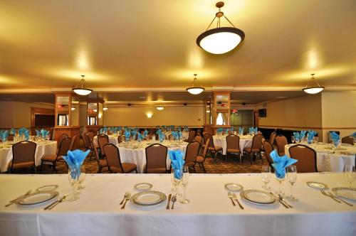Montcler Hotel & Conference Center, Trademark by Wyndham - 연회장