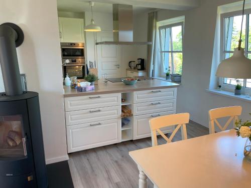 Kitchen, Auszeit am Focker Strom in Ummanz