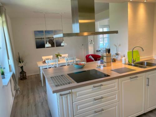 Kitchen, Auszeit am Focker Strom in Ummanz
