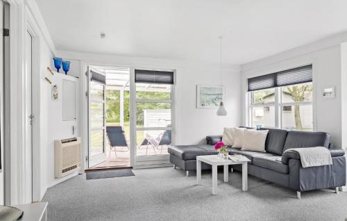  Lovely Home In Samsø With Wifi in Onsbjerg