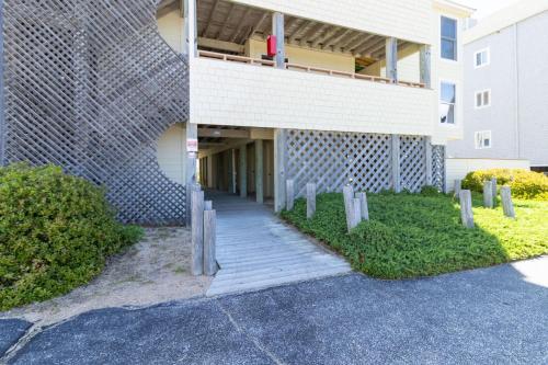 Two-Bedroom Apartment image 1