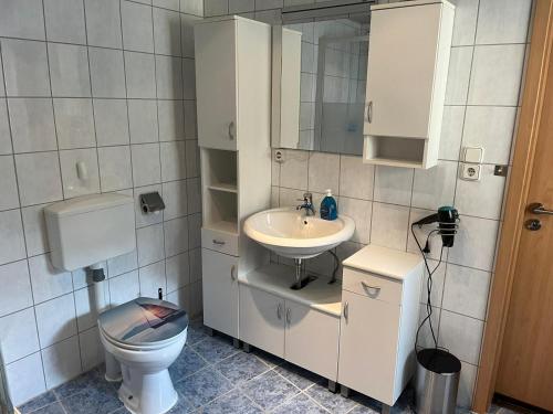 浴室, Ferienwohnung Beim Friedlmichl in 柯尼希施泰因