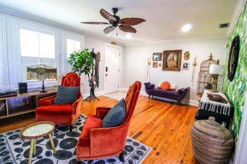 The Moody Manor -Luxurious Home Recently Renovated Close to Beach and Downtown in St. Augustine, USA